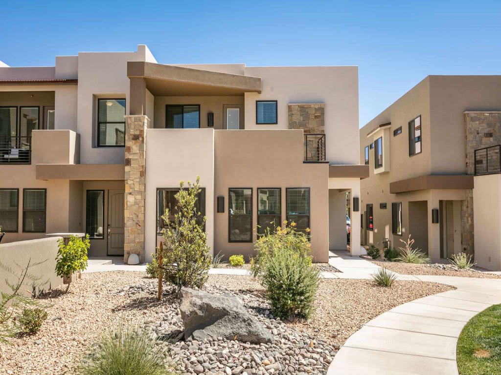 Fun Times & Tan Lines Vacation Rental in Utah - RedAwning