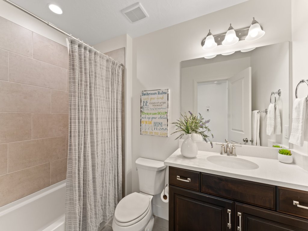 Fun in the Sun Retreat Vacation Rental in Utah - RedAwning