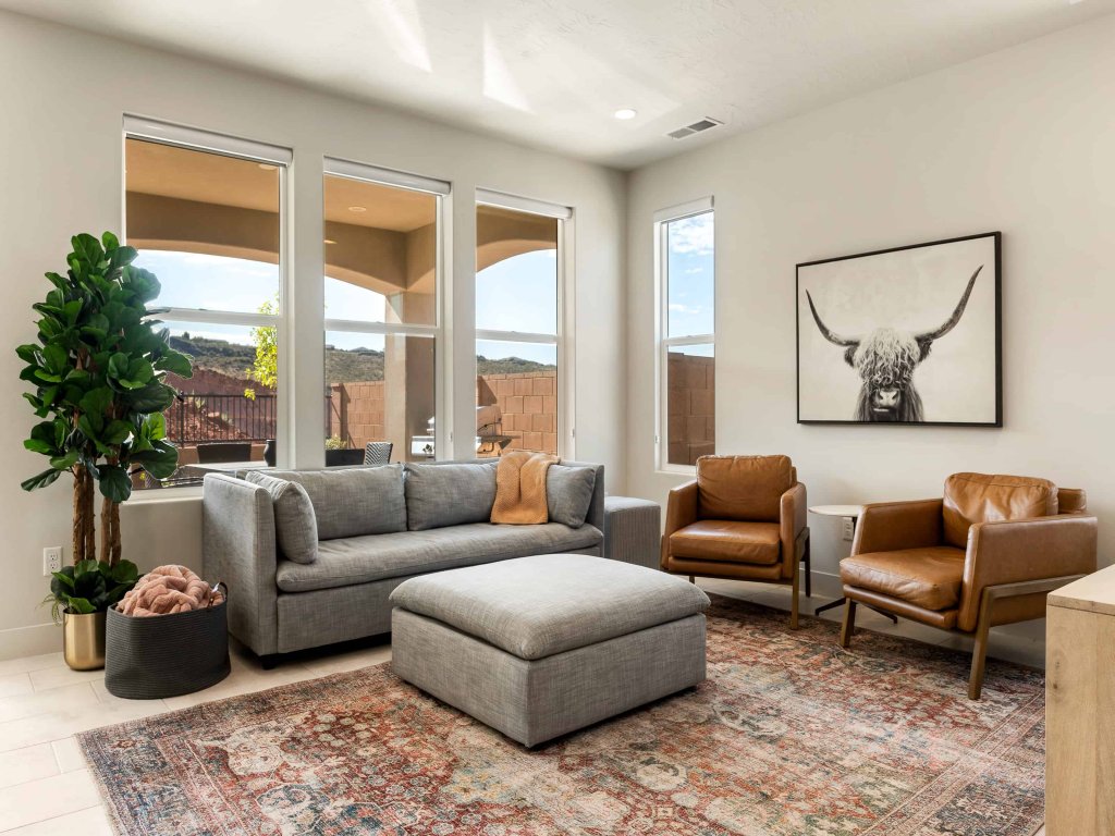 Rainson Retreat Vacation Rental in Utah - RedAwning