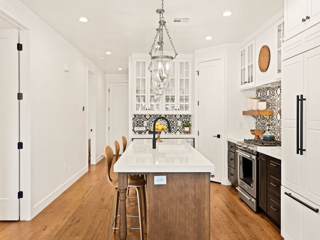 All Decked Out Vacation Rental in Utah - RedAwning