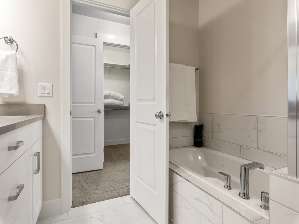 Southern Escape Vacation Rental in Utah - RedAwning