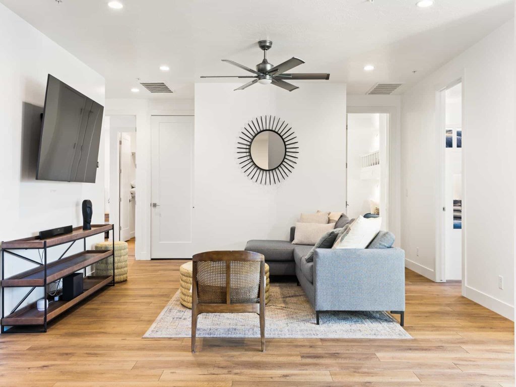 Ace on the 8th Vacation Rental in Utah - RedAwning