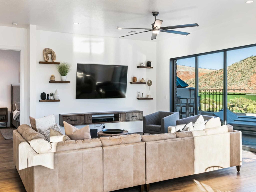 Ace on the 8th Vacation Rental in Utah - RedAwning