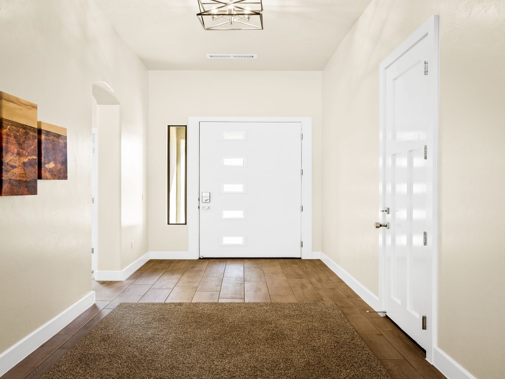 Hyatt Home Vacation Rental in Utah - RedAwning