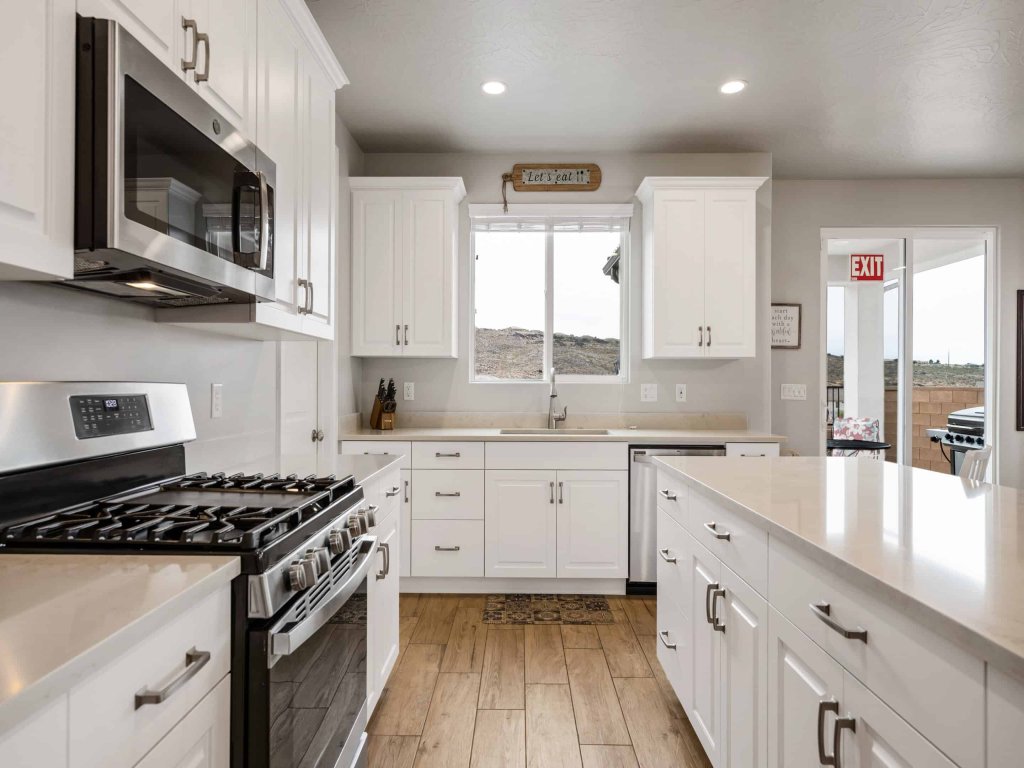 The Bend at Paseos Vacation Rental in Utah - RedAwning