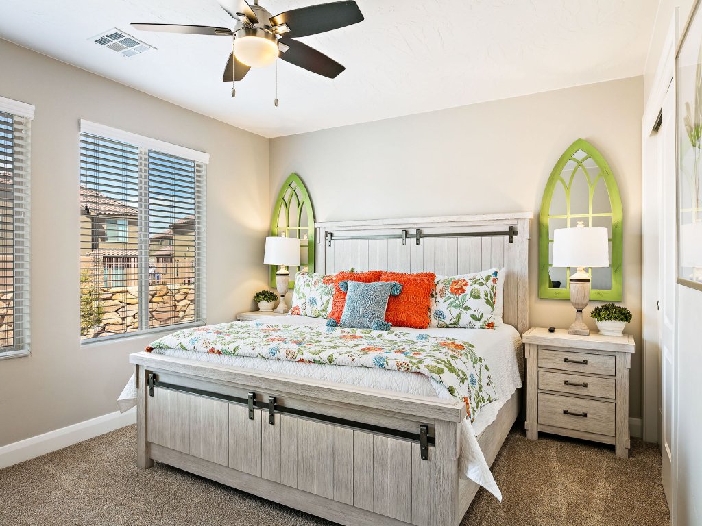 Zion Poolhouse Vacation Rental in Utah - RedAwning