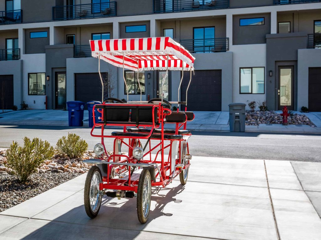 Family Paradise at the Vue #29 Vacation Rental in Utah - RedAwning