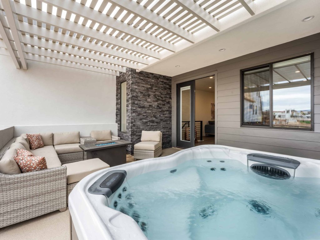 Lagoon Daze Vacation Rental in St. George - RedAwning