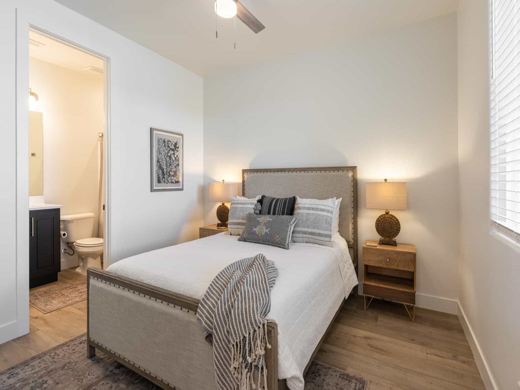 Desert Azul Vacation Rental in Utah - RedAwning