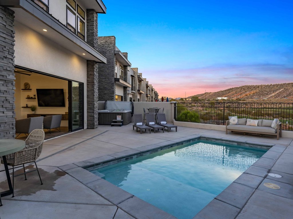 Albatross on the 8th Vacation Rental in Utah - RedAwning