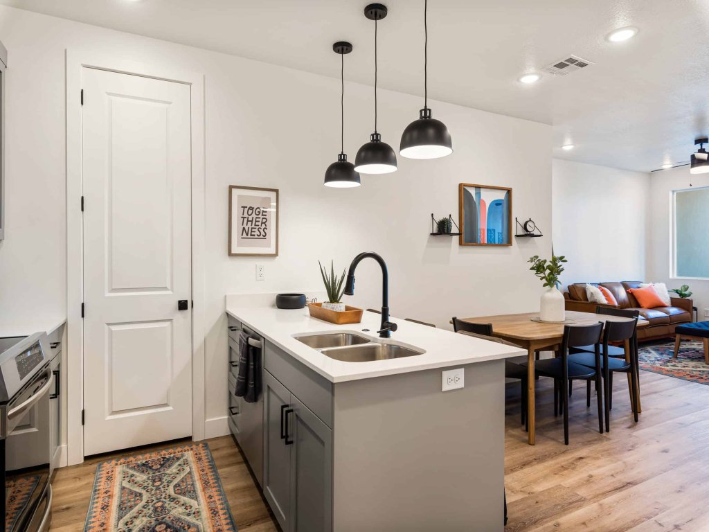 The Suite Spot #101 Vacation Rental in St. George - RedAwning