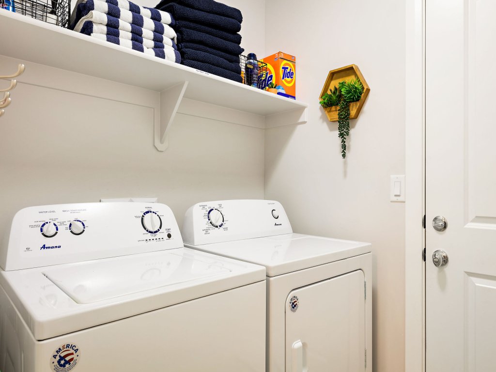 Zion Sunrise Vacation Rental in Utah - RedAwning