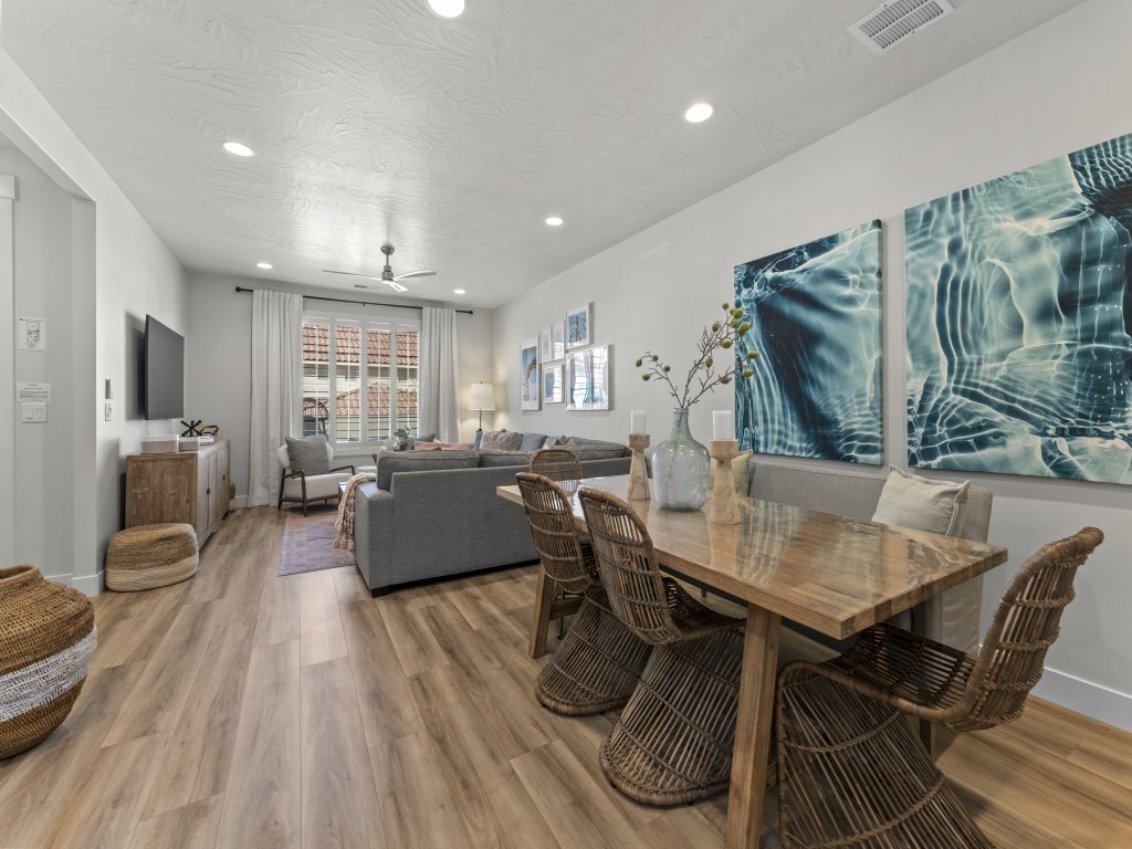 Magnolia Lane Vacation Rental in Utah - RedAwning