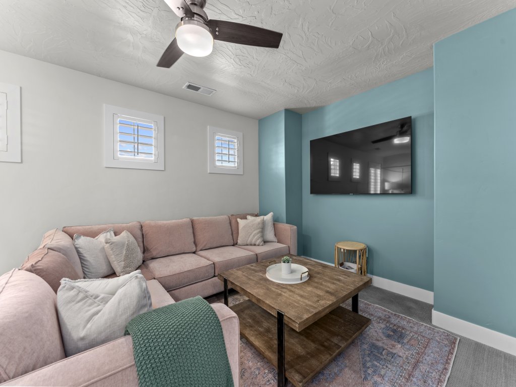 Magnolia Lane Vacation Rental in Utah - RedAwning