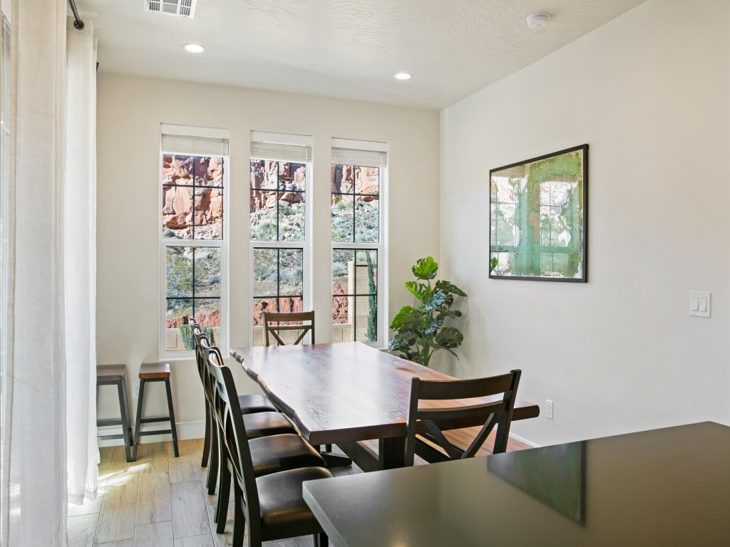 1 Dreamy Place Vacation Rental in Utah - RedAwning