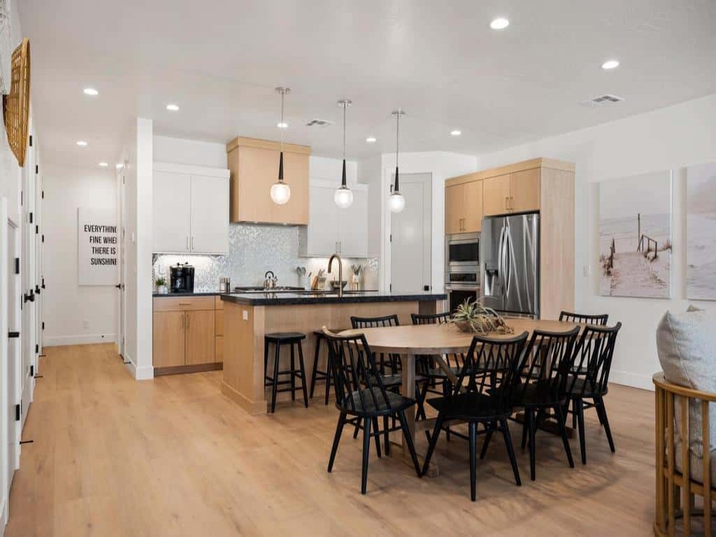 Laguna Beach Vacation Rental in St. George - RedAwning