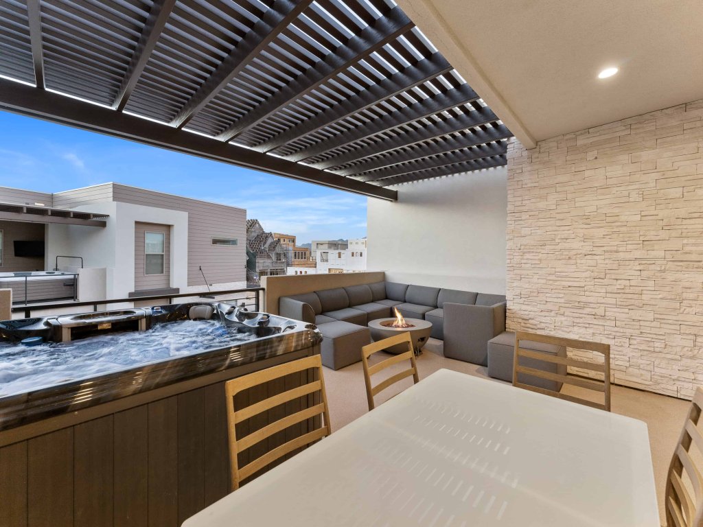 Laguna Beach Vacation Rental in St. George - RedAwning