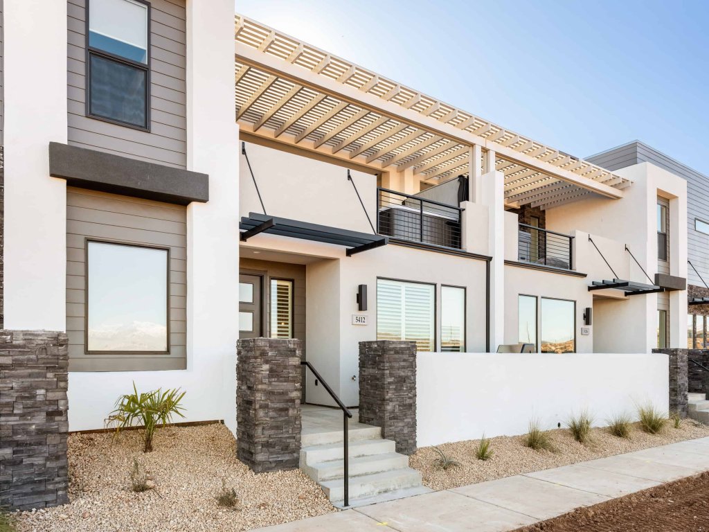 Desert Daydream Vacation Rental in St. George - RedAwning