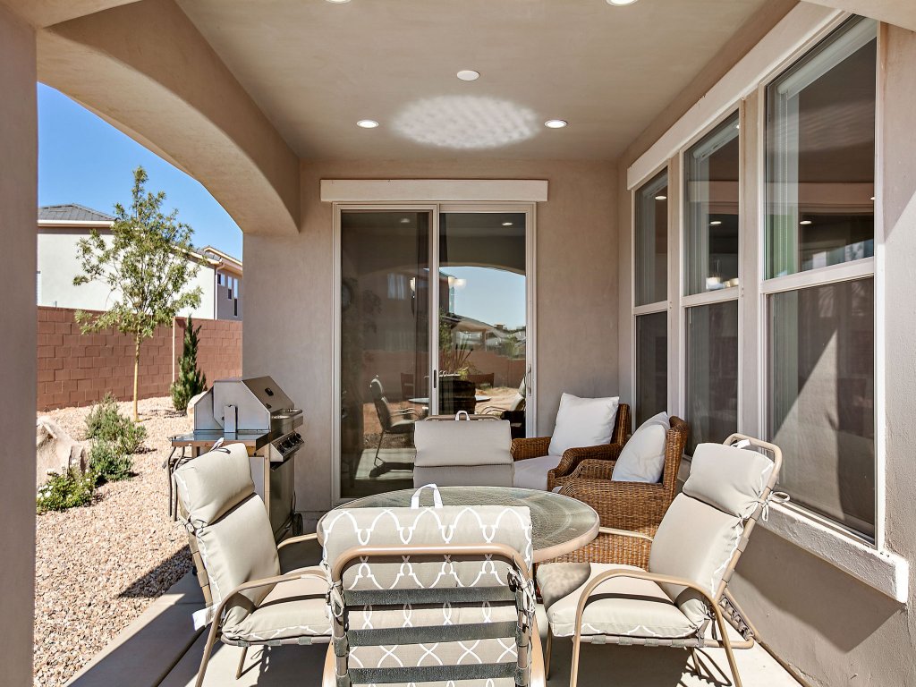 Great Escape Vacation Rental in Utah - RedAwning