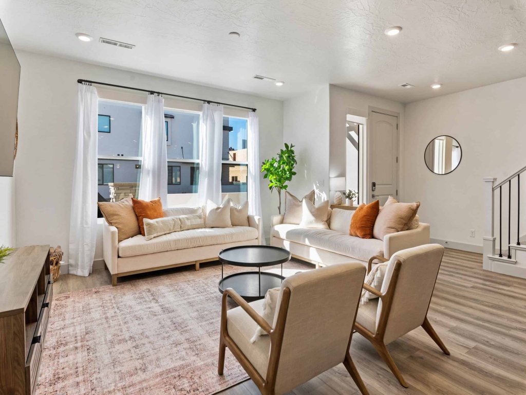 Mavericks Retreat Vacation Rental in St. George - RedAwning