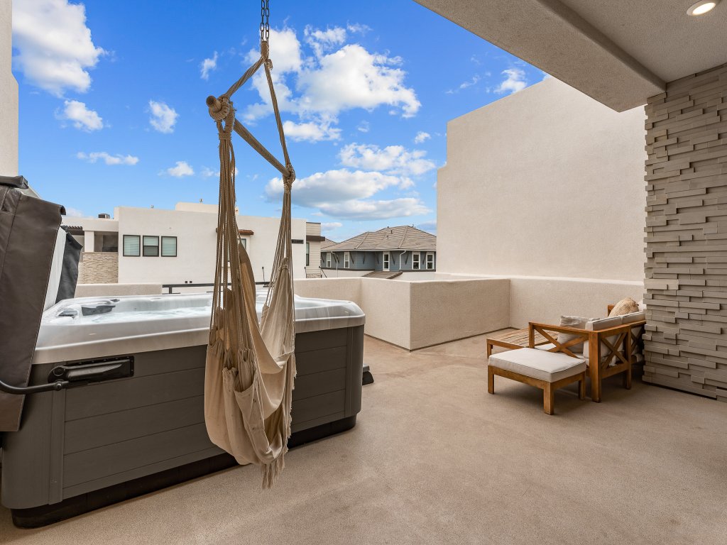 Mavericks Retreat Vacation Rental in St. George - RedAwning