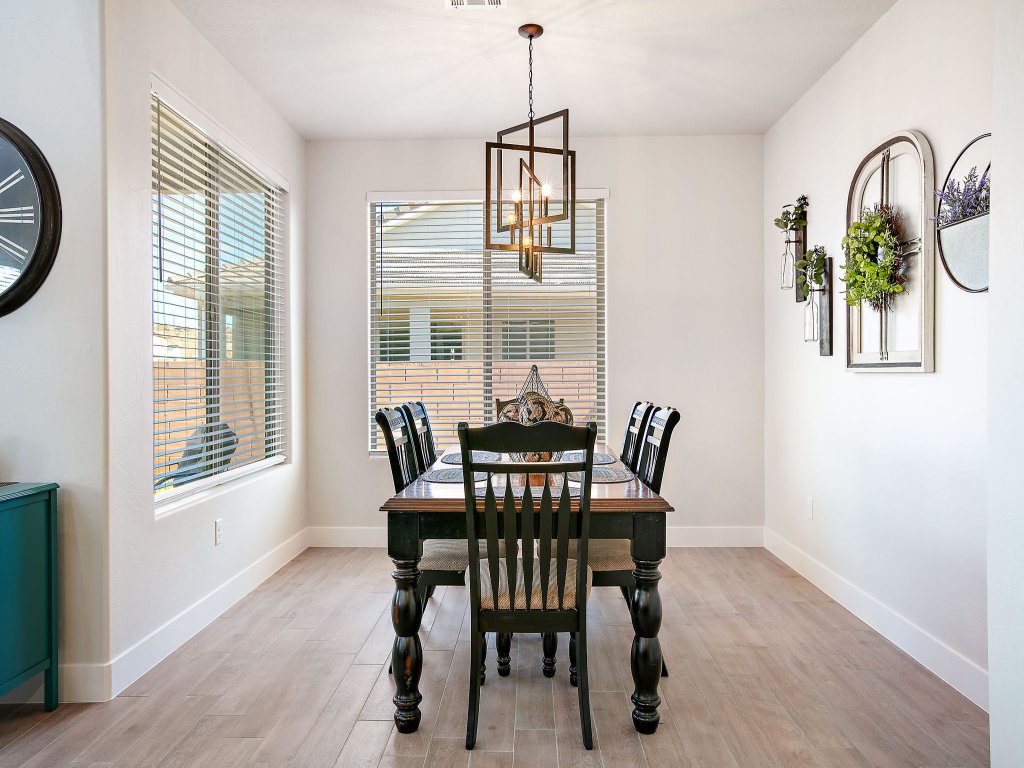Just Us and the Sun Vacation Rental in Utah - RedAwning