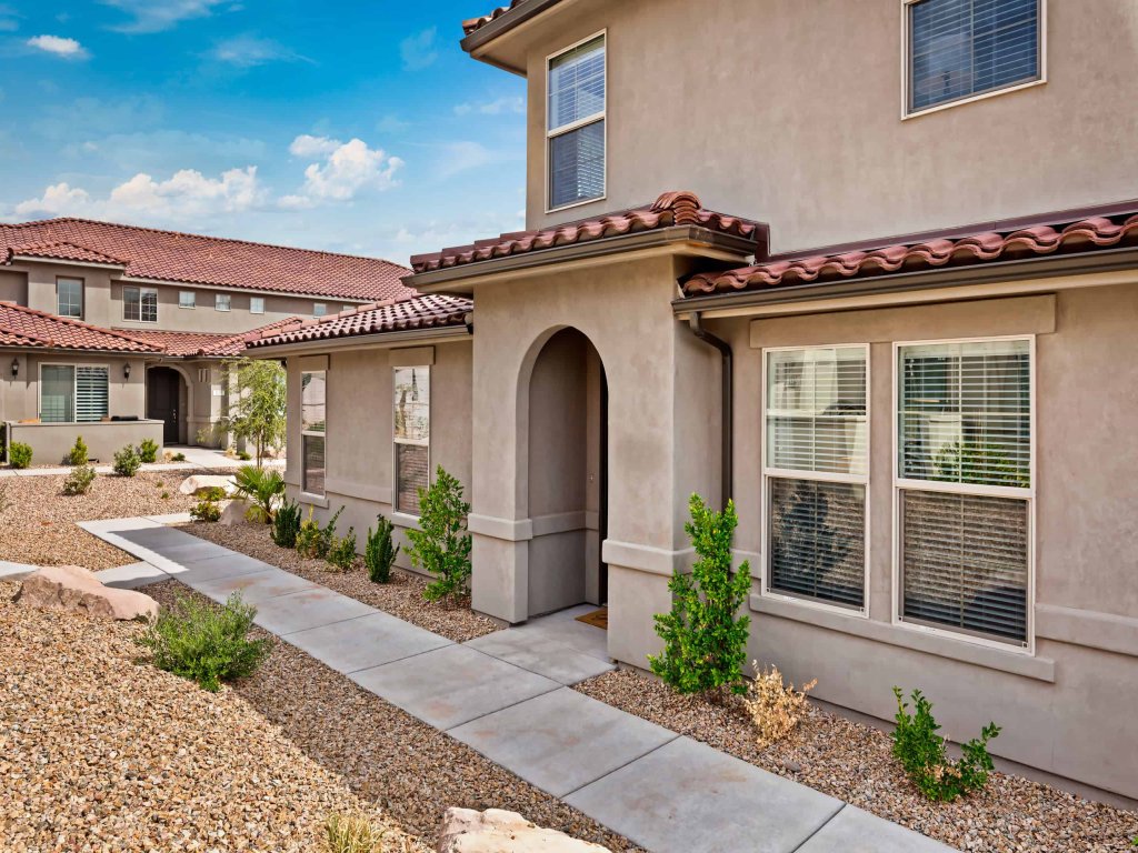 The Sunnyside Haven Vacation Rental in Utah - RedAwning