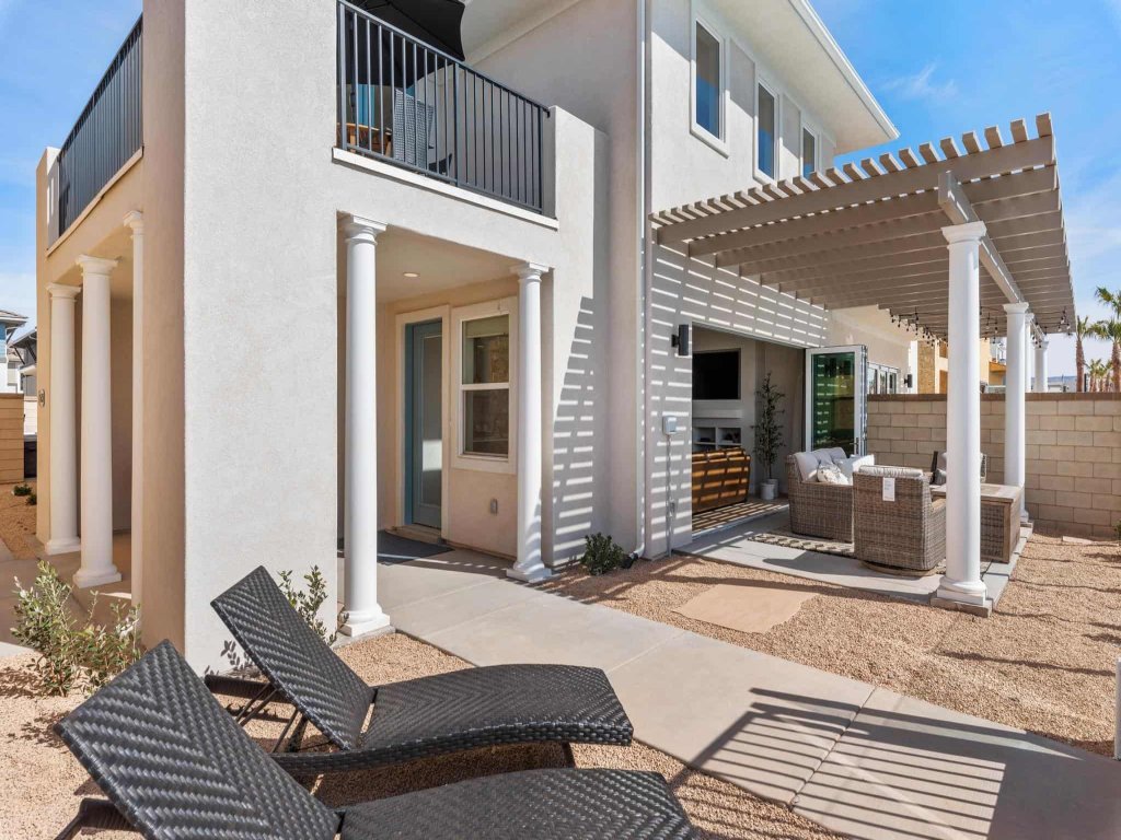 Beachside Bliss Vacation Rental in St. George - RedAwning