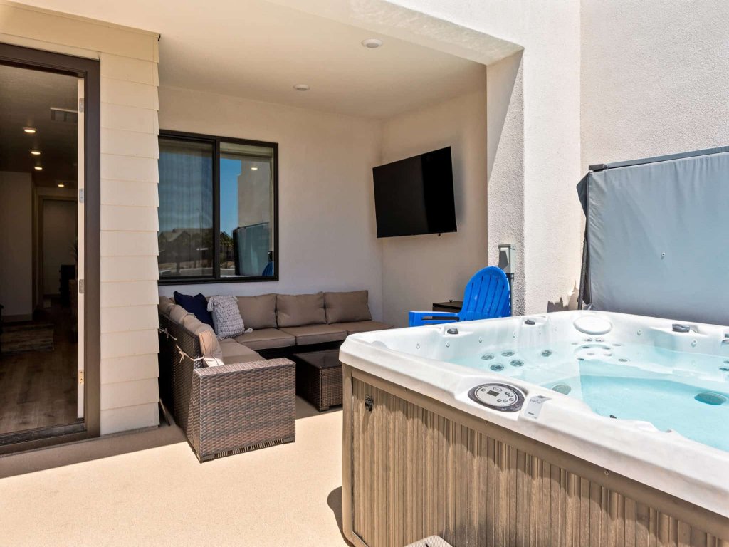 Pier 43 at Desert Color Vacation Rental in St. George - RedAwning