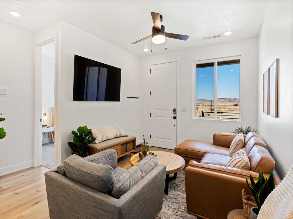 Chillin Out Maxin #96 Vacation Rental in St. George - RedAwning