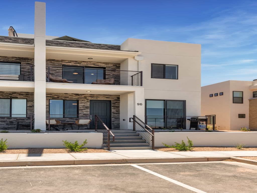 Chillin Out Maxin #96 Vacation Rental in St. George - RedAwning