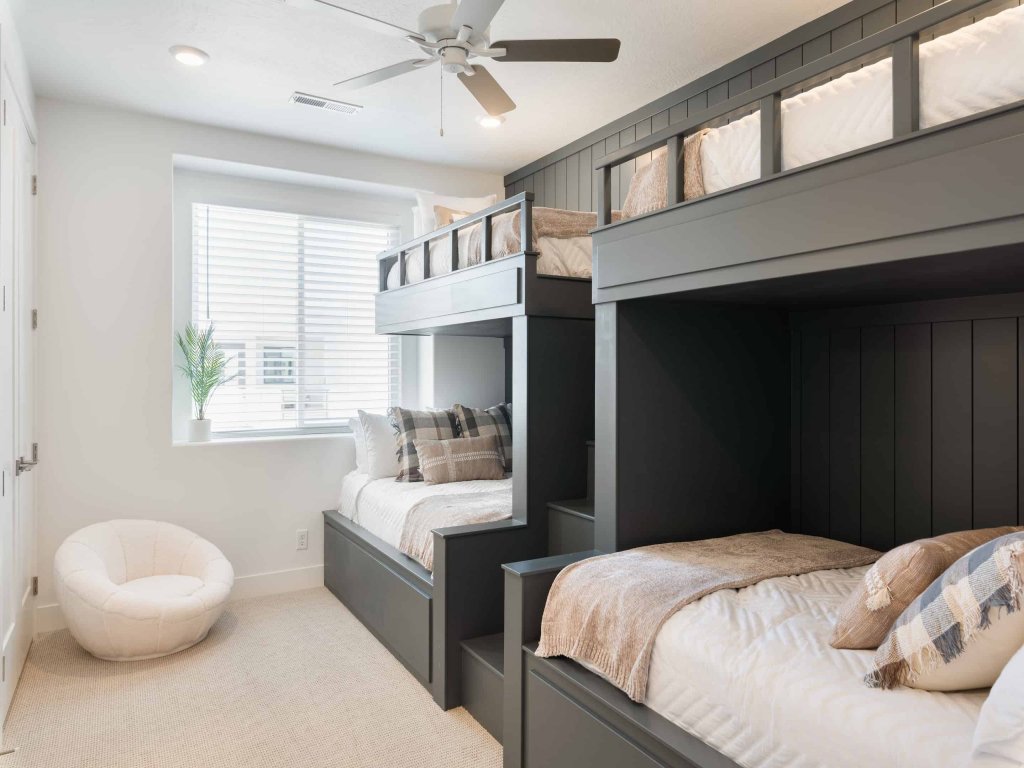 The Sol Mate Vacation Rental in Utah - RedAwning