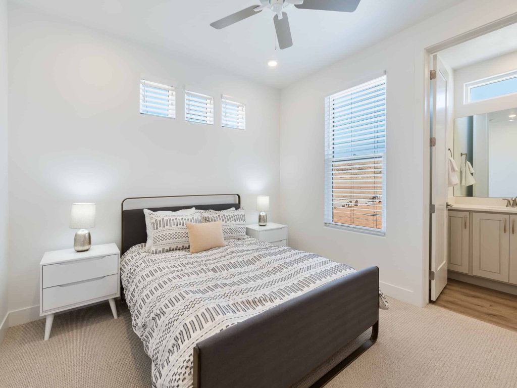The Sol Mate Vacation Rental in Utah - RedAwning