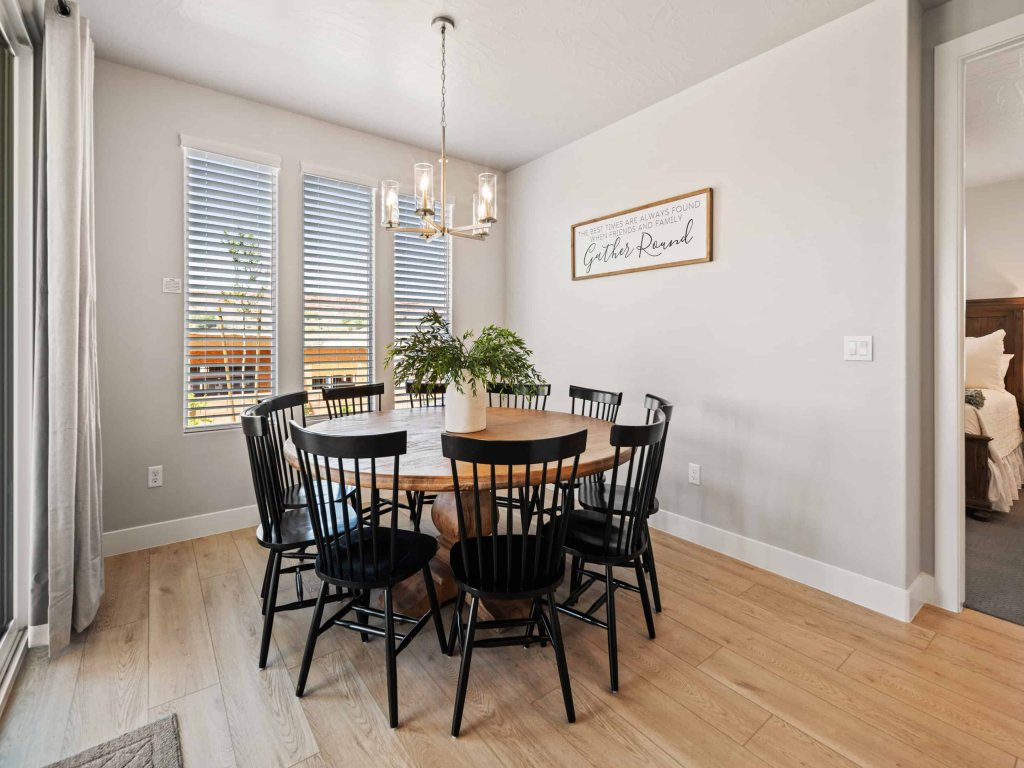 Paseos on the Green Vacation Rental in Utah - RedAwning