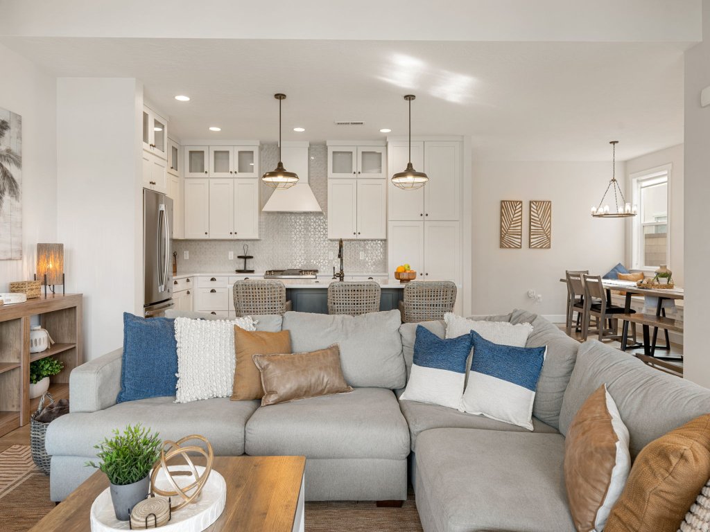 Persian Palms Vacation Rental in St. George - RedAwning