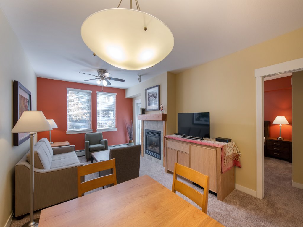 Ski Condo Close to Gondola - Fraser Crossing/Founders Pointe (Premium-Rated Condo 3305) Vacation Rental in Winter Park - RedAwning