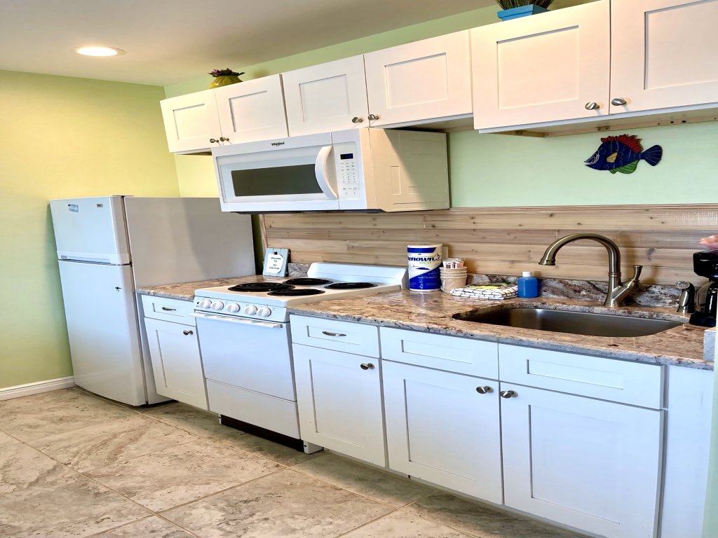 Beachgate Condo Suites and Hotel 235+236 Vacation Rental in Port Aransas - RedAwning