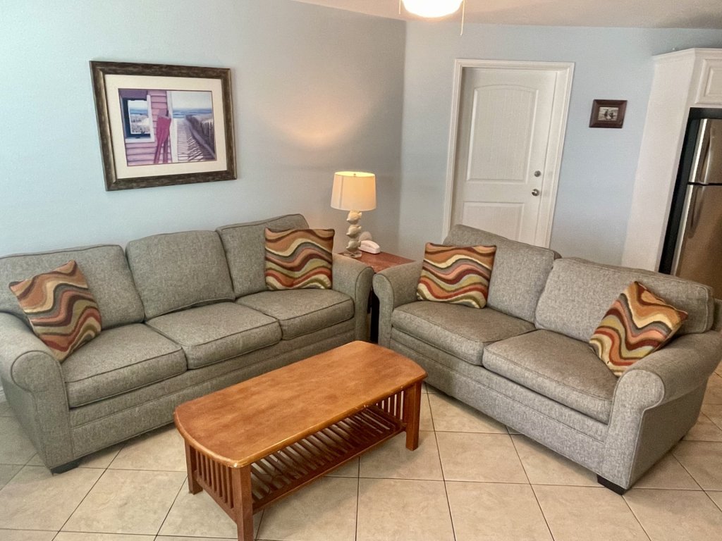 Beachgate Condo Suites and Hotel 526 - 527a - 527b Vacation Rental in Port Aransas - RedAwning