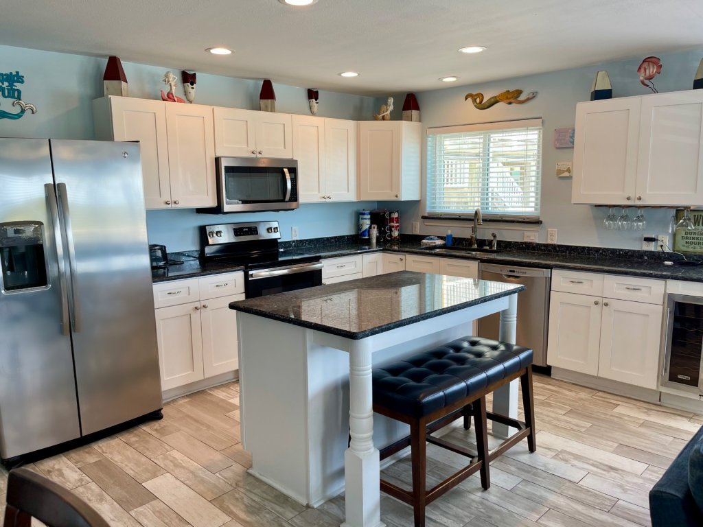 Beachgate Condo Suites and Hotel 211 - 212 - 213 Vacation Rental in Port Aransas - RedAwning