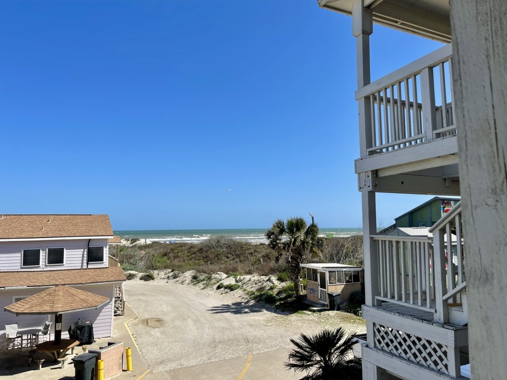 Beachgate Condo Suites and Hotel 224 - 225 - 226 Vacation Rental in Port Aransas - RedAwning