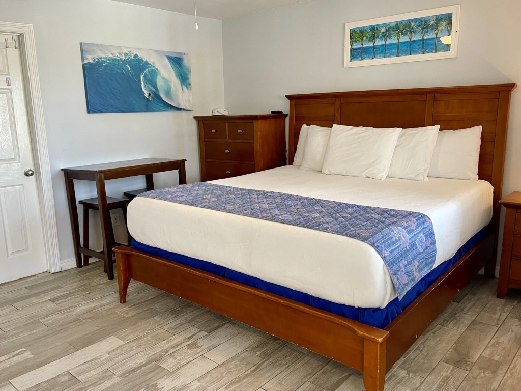 Beachgate Condo Suites and Hotel 211 and 213 Vacation Rental in Port Aransas - RedAwning