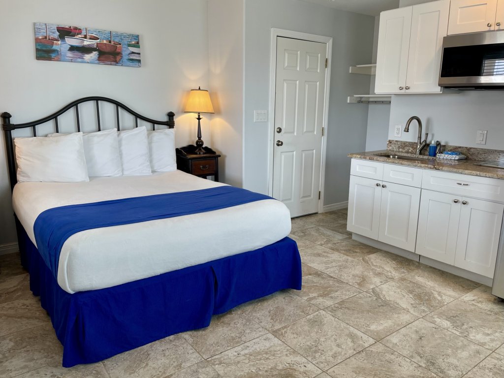 Beachgate Condo Suites and Hotel 239 Vacation Rental in Port Aransas - RedAwning