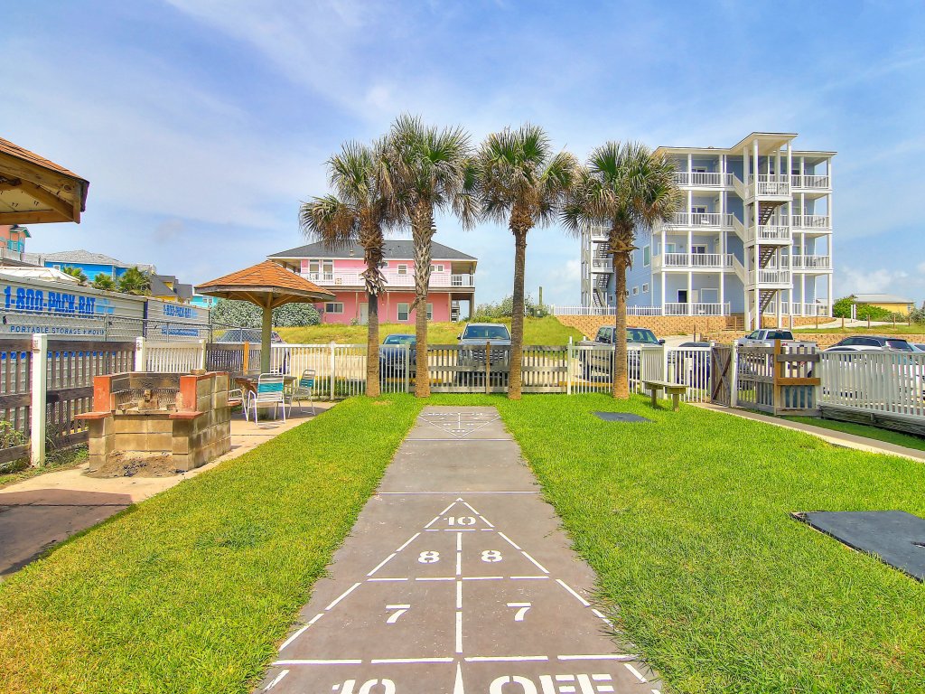 Beachgate Condo Suites and Hotel 218+219 Vacation Rental in Port Aransas - RedAwning