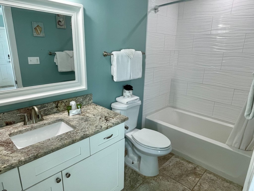 Beachgate Condo Suites and Hotel 232 - 233 Vacation Rental in Port Aransas - RedAwning
