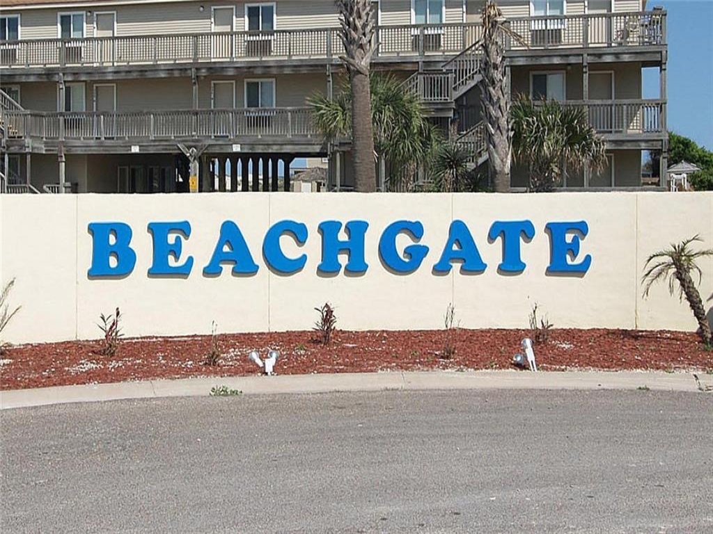 Beachgate Condo Suites and Hotel 342 Vacation Rental in Port Aransas - RedAwning