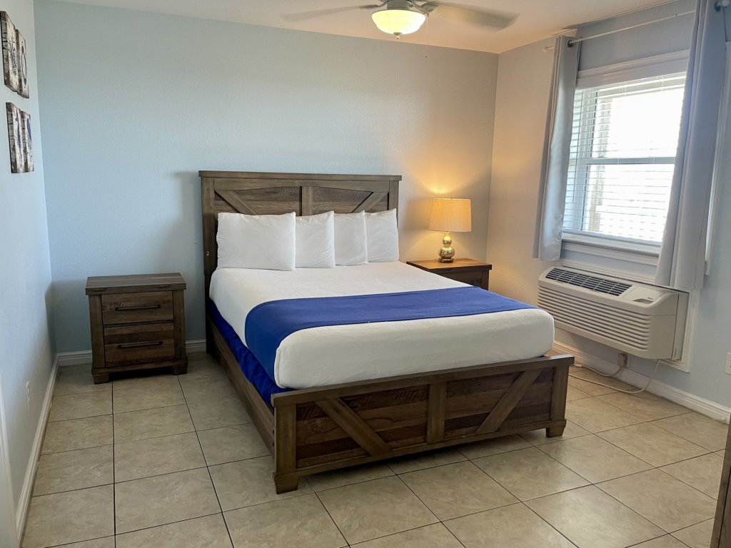 Beachgate Condo Suites and Hotel 536 - 537a - 537b Vacation Rental in Port Aransas - RedAwning