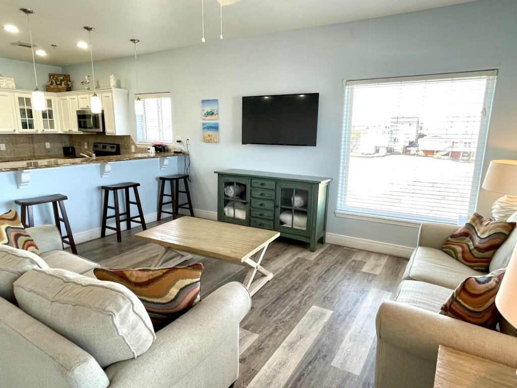 Beachgate Condo Suites and Hotel 321 - 322 Vacation Rental in Port Aransas - RedAwning