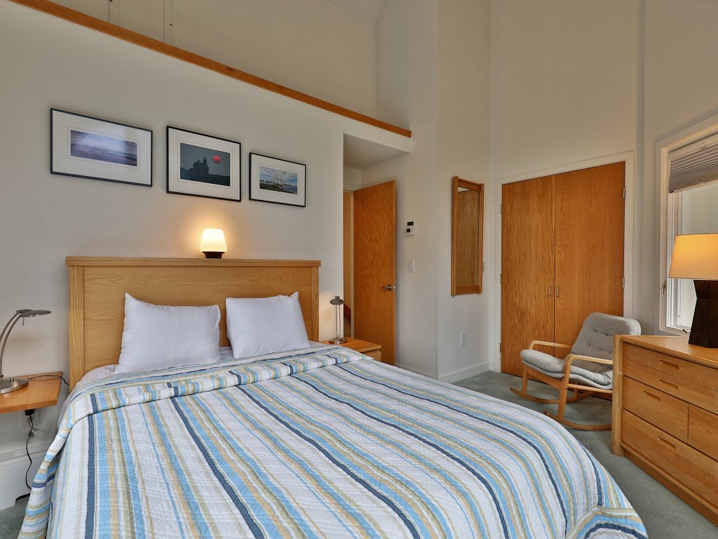 Fall Line Condo B4B Vacation Rental in Killington - RedAwning