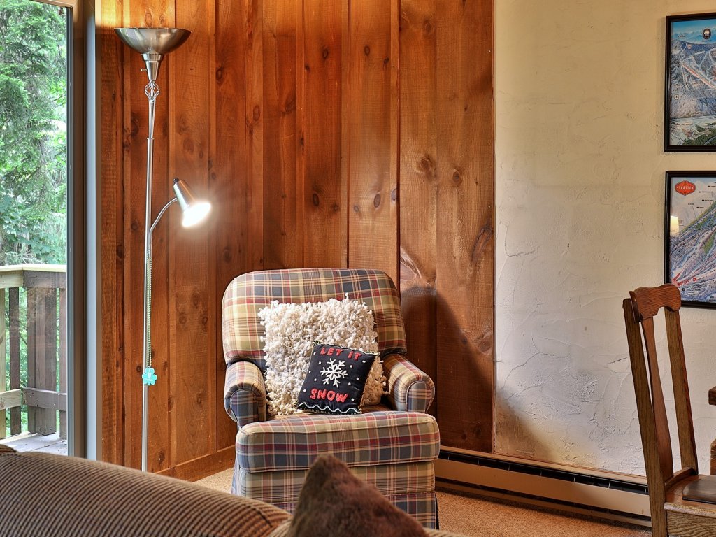 Hemlock Ridge 2B Vacation Rental in Killington - RedAwning