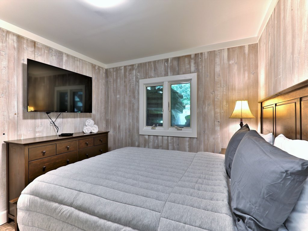 Breakaway House - Unit A Vacation Rental in Killington - RedAwning